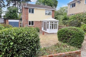 UPPER PARK ROAD- click for photo gallery